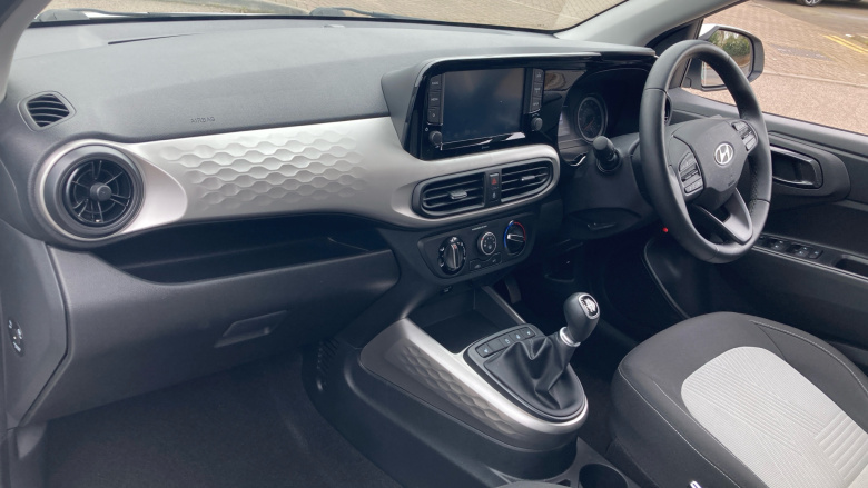 Hyundai i10 1.0 MPi Premium 5dr Petrol Hatchback